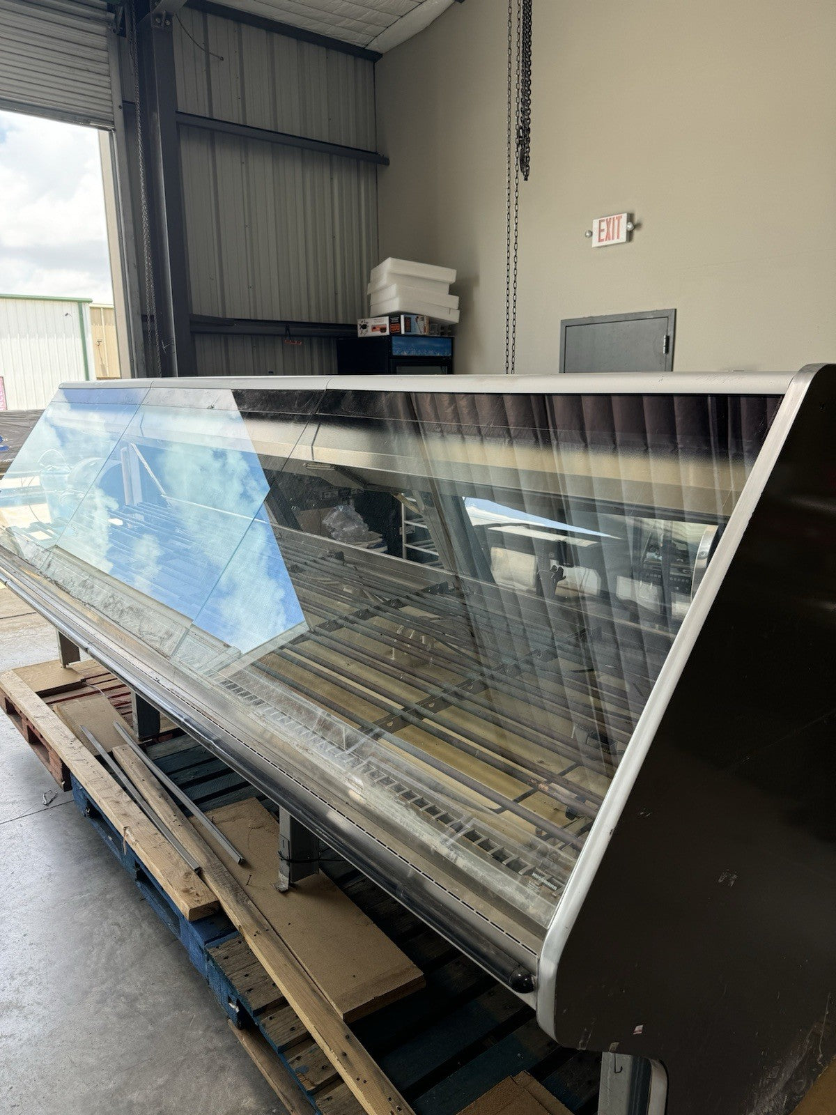 Used Hussmann Meat Case Display / Seafood Case / Deli Case 2016 GRAVITY COIL red meat