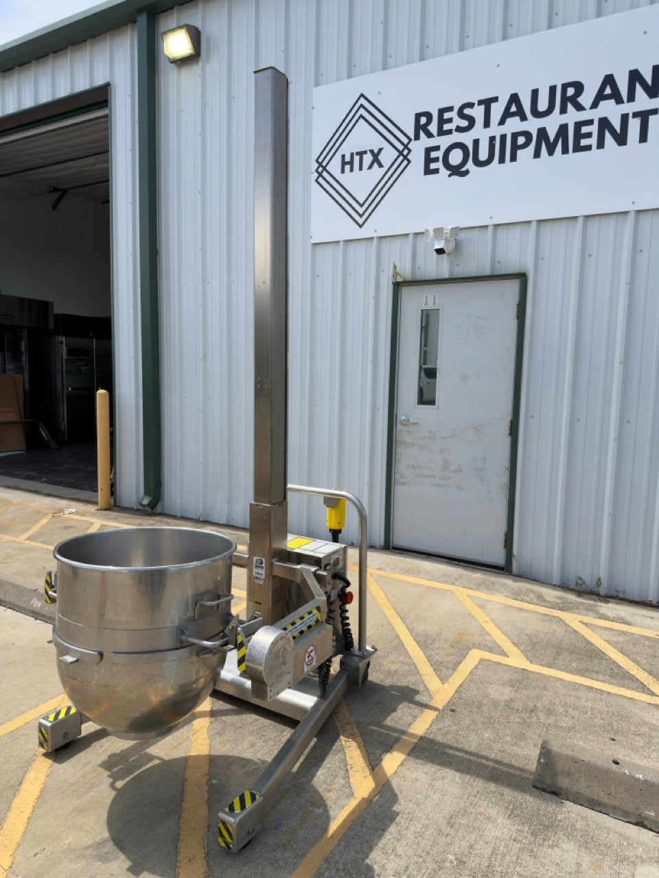 Used Savage Bros 0712SS LifTILTruk Model C Hydraulic Mixer Bowl & Kettle Lift