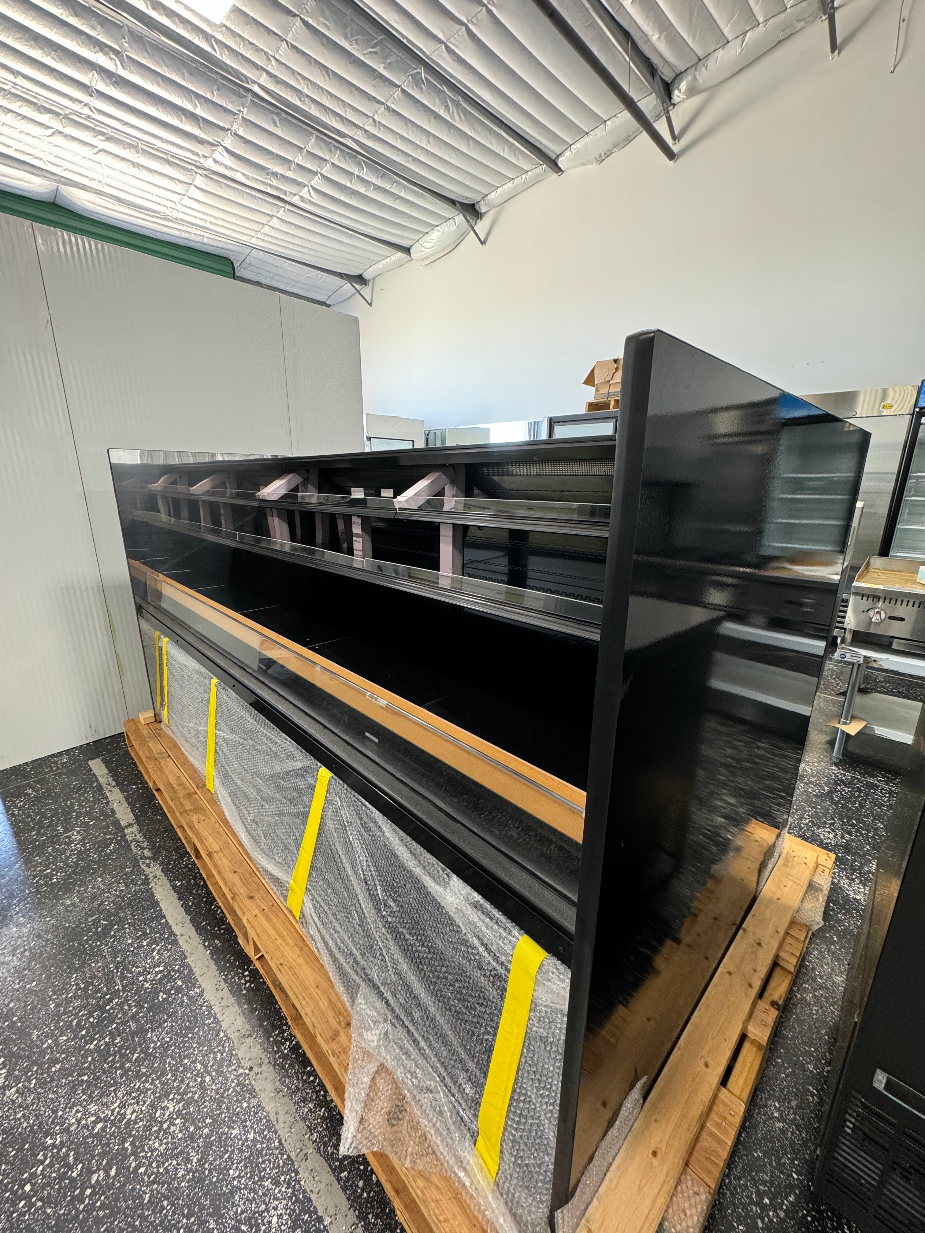 Hussmann 8ft Self-Contained Prepared Foods / Deli / Meat / Produce Case