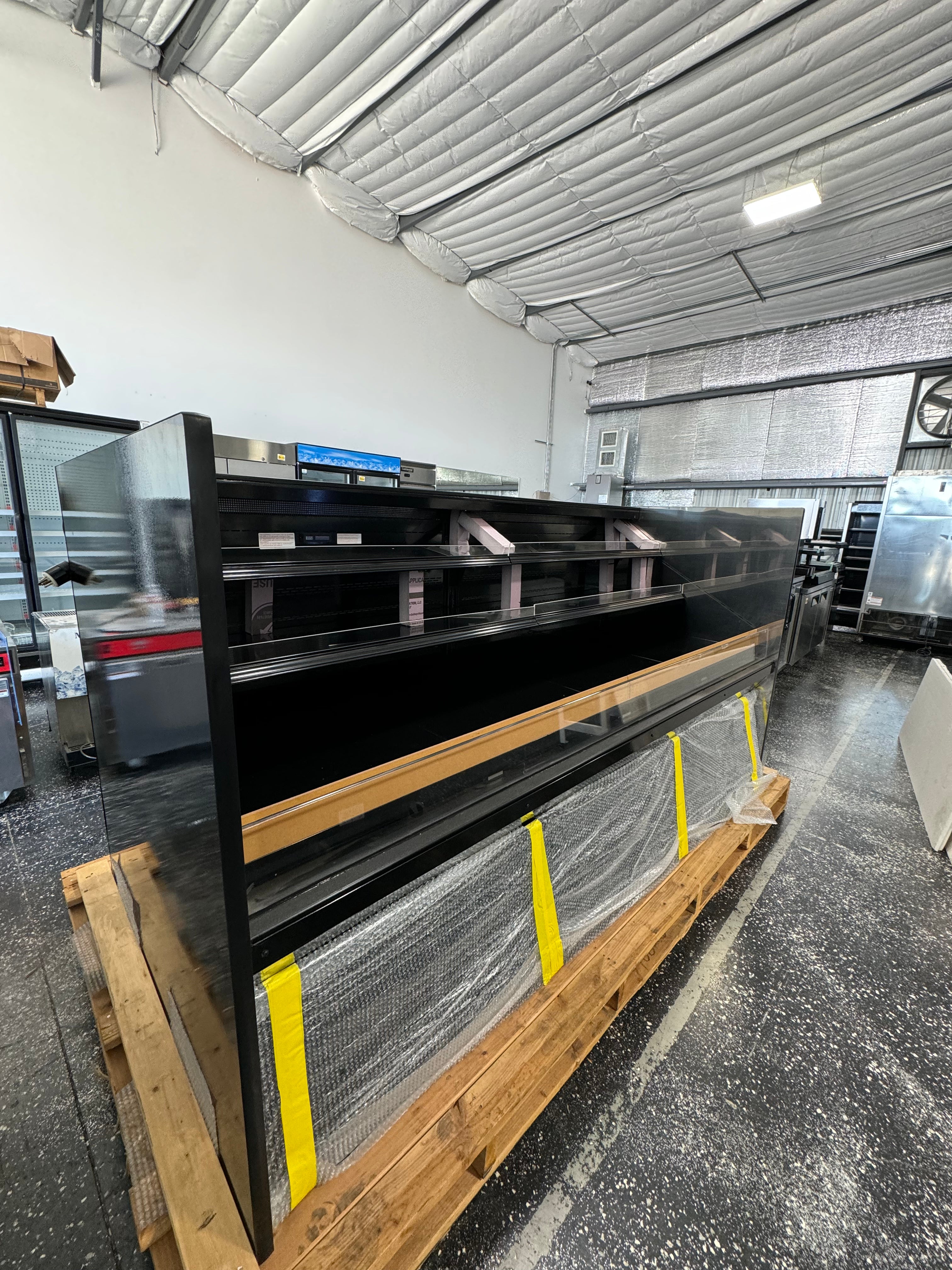 Hussmann 8ft Self-Contained Prepared Foods / Deli / Meat / Produce Case