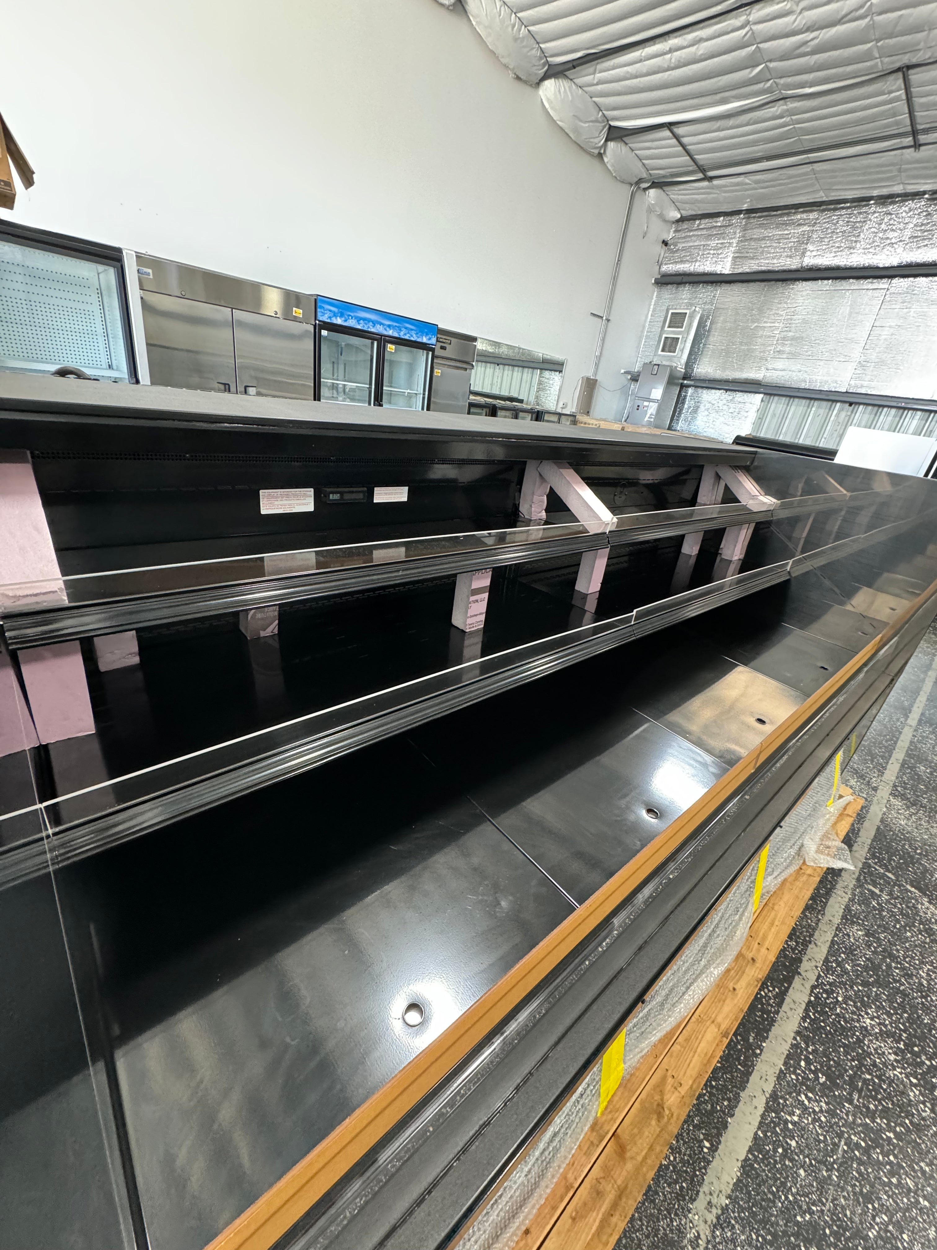 Hussmann 8ft Self-Contained Prepared Foods / Deli / Meat / Produce Case