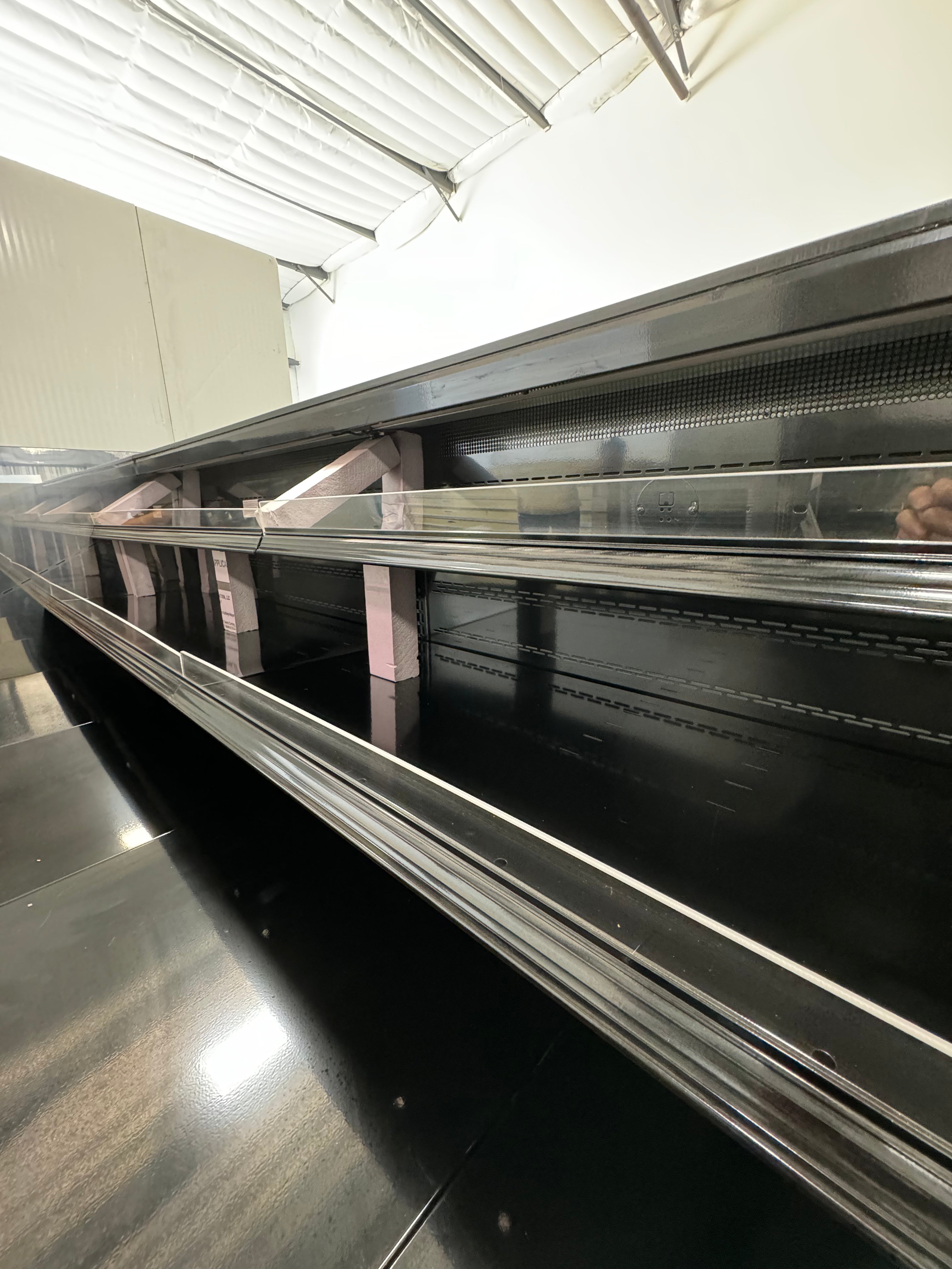 Hussmann 8ft Self-Contained Prepared Foods / Deli / Meat / Produce Case
