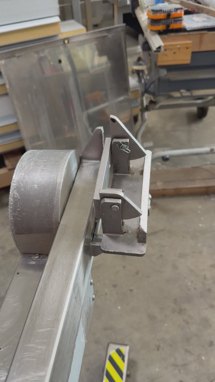 Load video: Used Savage Bros. 0712SS Hydraulic Kettle &amp; Mixer Bowl Lift