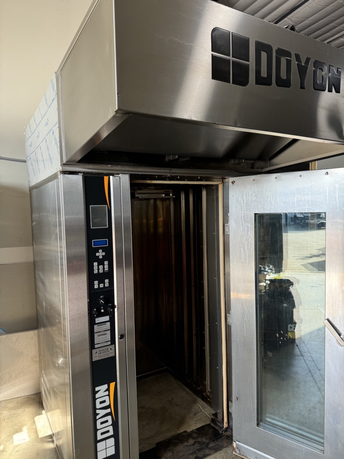 Doyon single rack electric oven 2018 mint conditions 480V 3Phase rotary rack