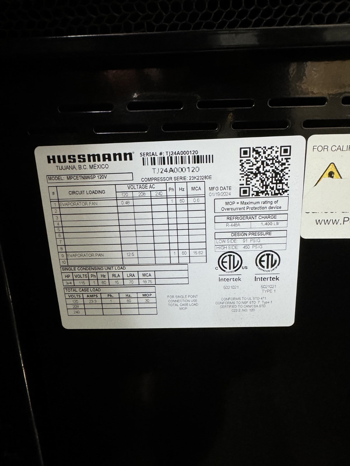 Hussmann 6ft Self-Contained Prepared Foods / Deli / Meat / Produce Case