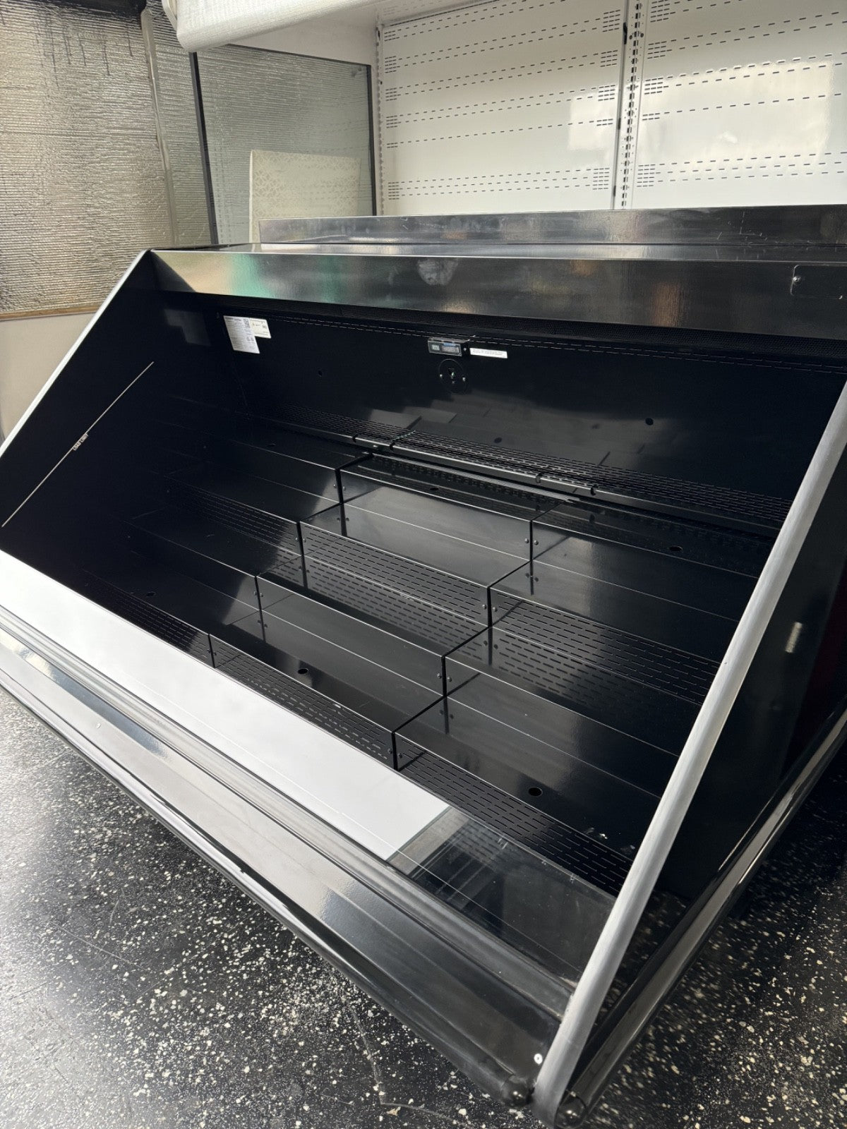 Hussmann 6ft Self-Contained Prepared Foods / Deli / Meat / Produce Case