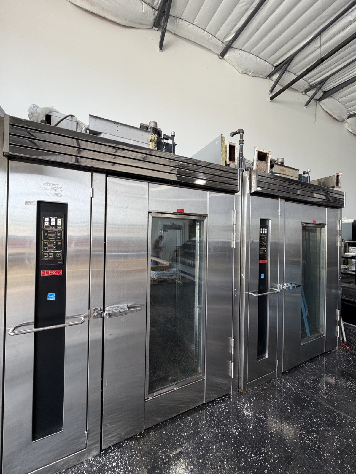 Used 2023 LBC LRO-2G6 Double Rack Natural Gas Rotating Oven – 290,000 BTU