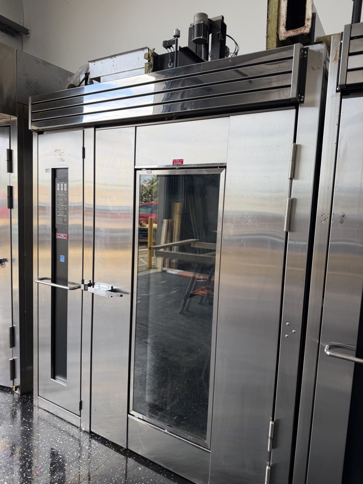Used 2023 LBC LRO-2G6 Double Rack Natural Gas Rotating Oven – 290,000 BTU