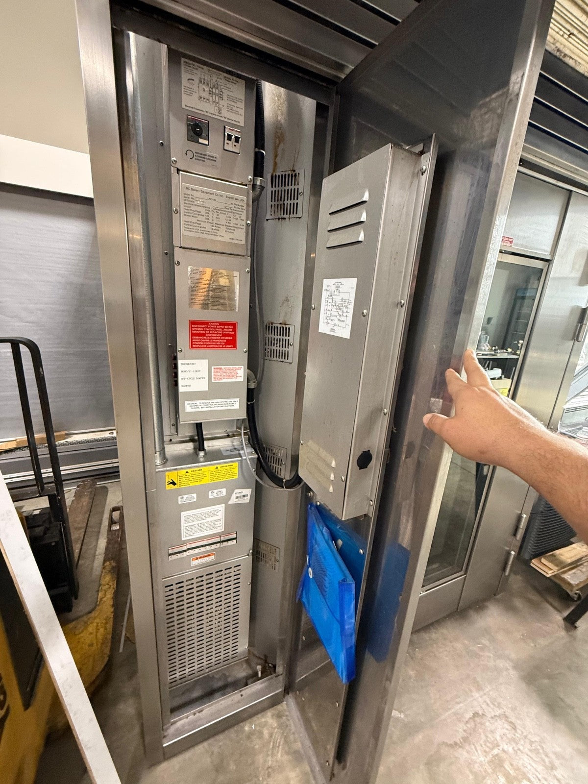 Used LBC LRO-2E Double Rack Electric Rotating Oven – 208V 3 Phase