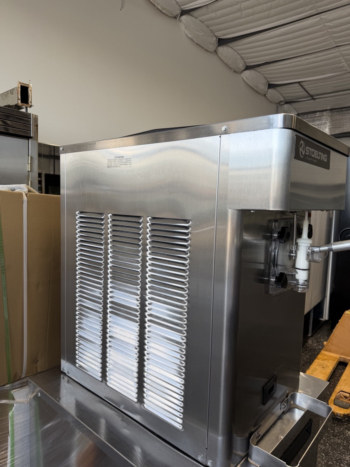 Used 2024 Stoelting F112-38 Frozen Beverage Shake Slush Machine – 208/240V