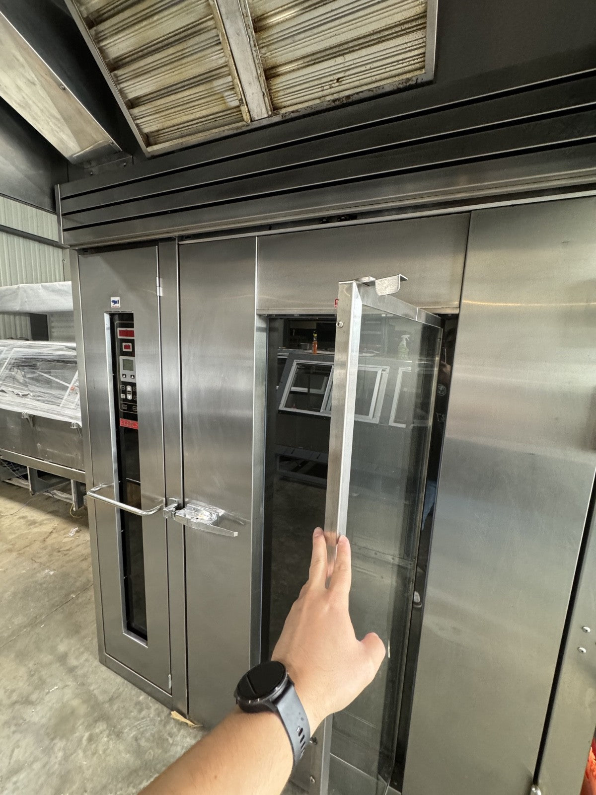 Used LBC LRO-2E Double Rack Electric Rotating Oven – 208V 3 Phase