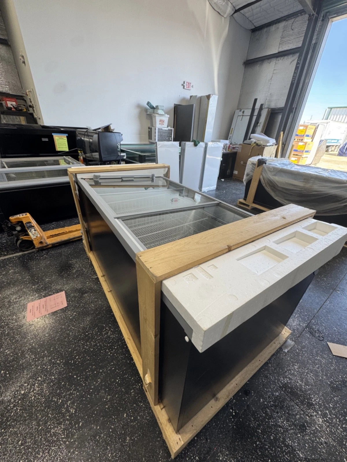 Never-installed AHT Sydney XL 210 NAM supermarket island freezer