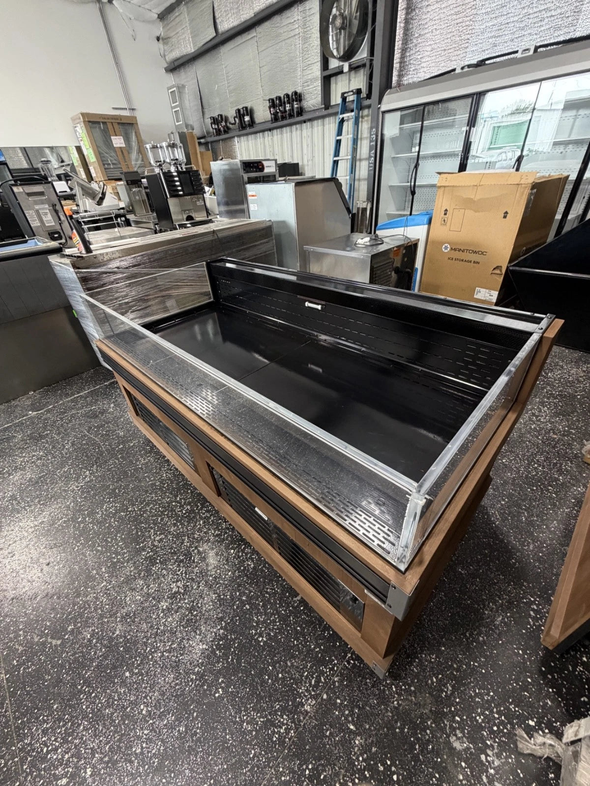 Open-box overstock Killion WPB-71-35-37 refrigerated display case