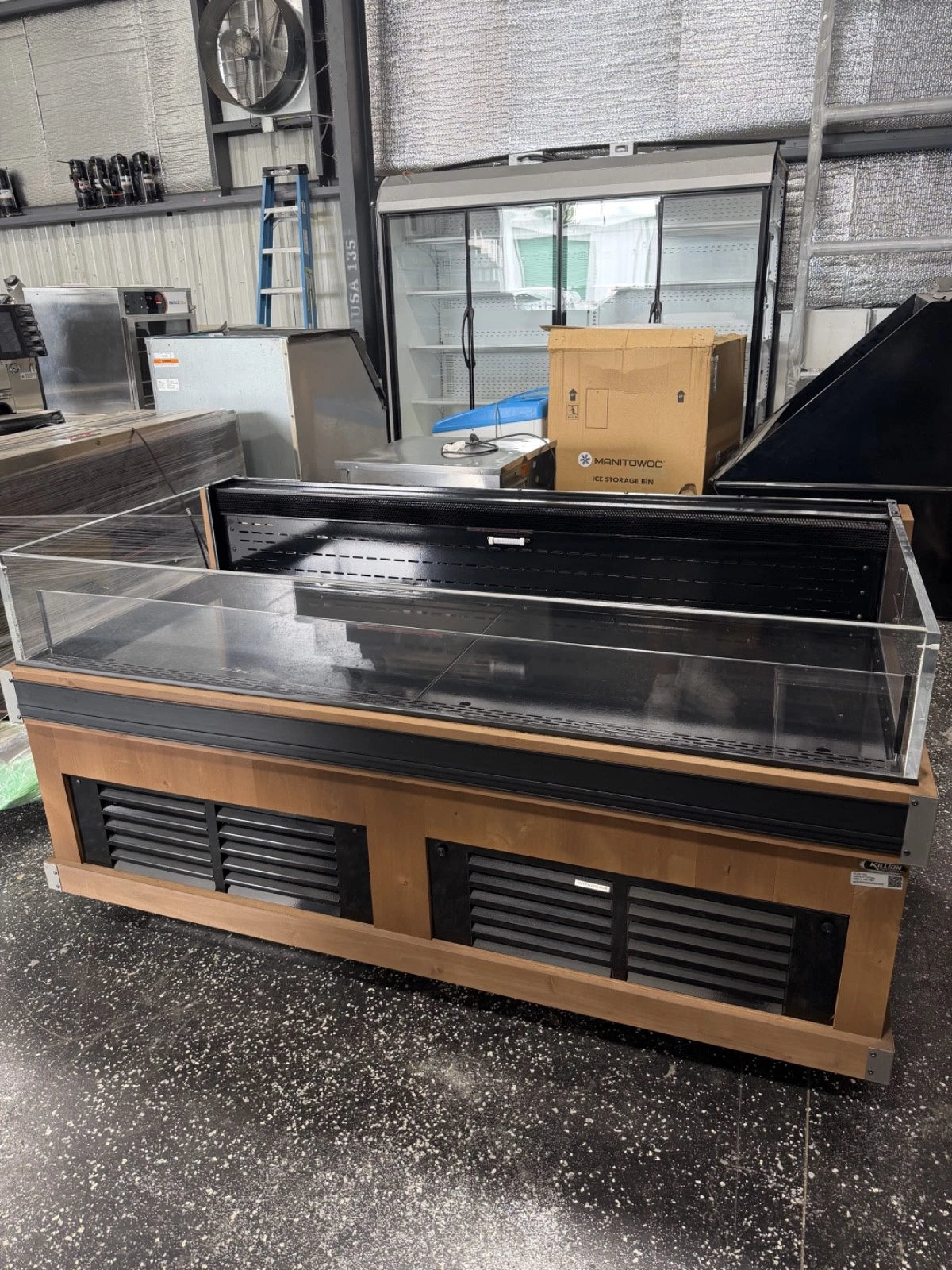 Open-box Killion WPB-71-35-37 mobile refrigerated display case