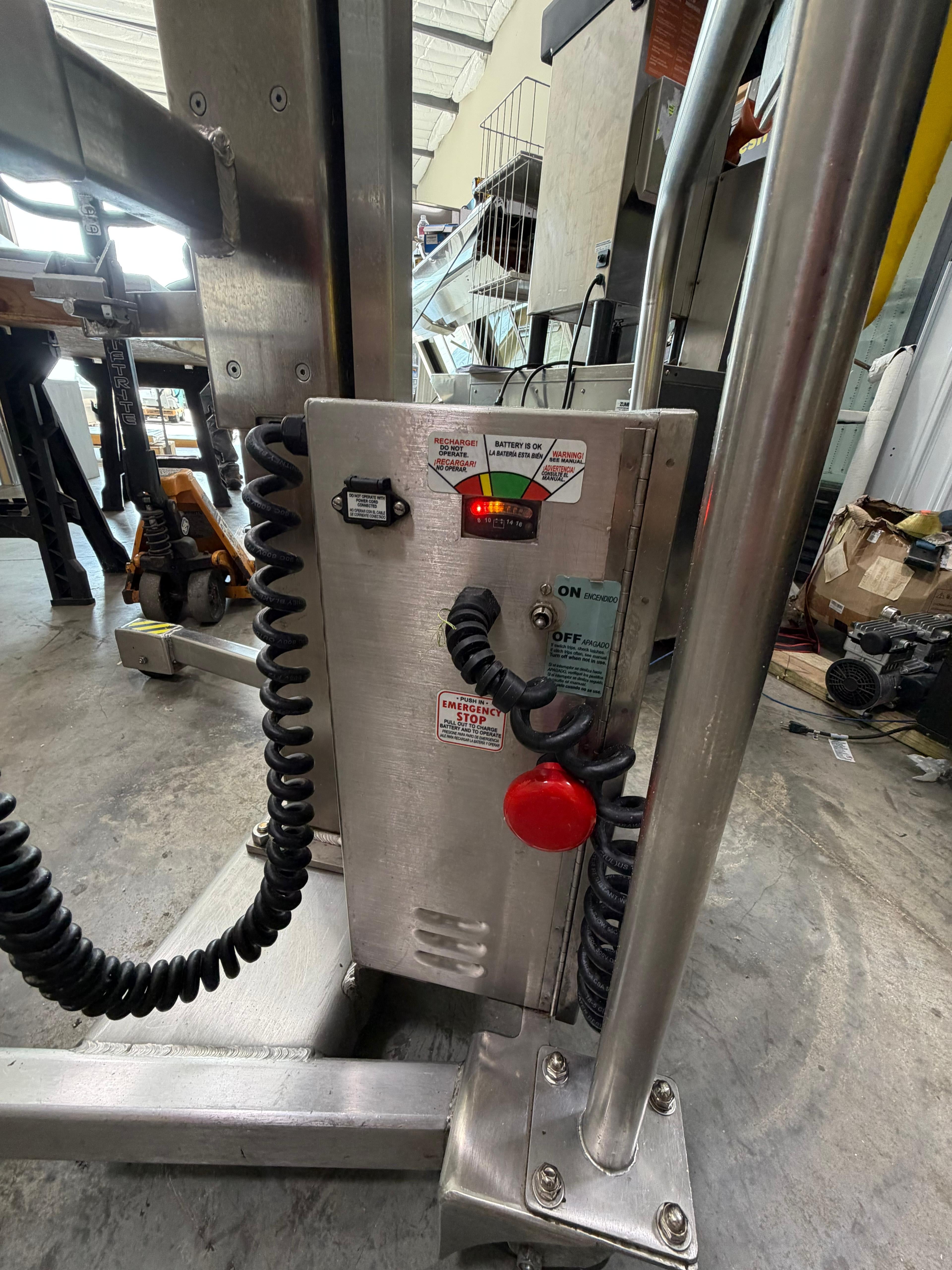 Savage Bros 0712SS hydraulic bowl lift control panel with battery gauge and emergency stop