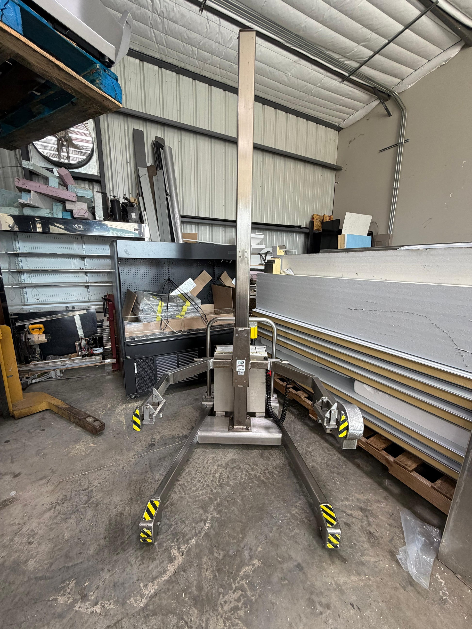 Full front view of Savage Bros 0712SS stainless steel mobile hydraulic bowl lift